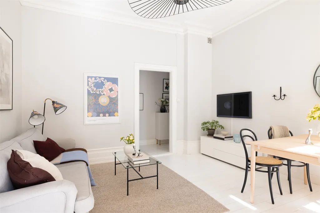 Living Room - Charming 2-Bedroom Flat with Garden in Vasastan
