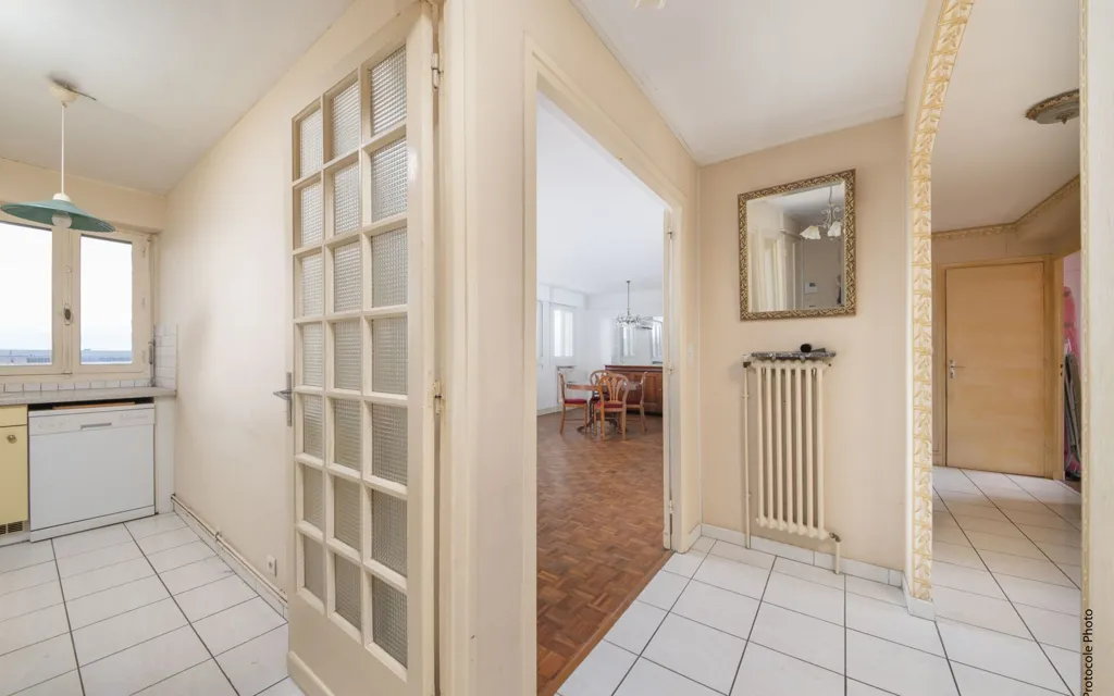 Cuisine - Appartement T4 avec Vue Imprenable à Toulouse
