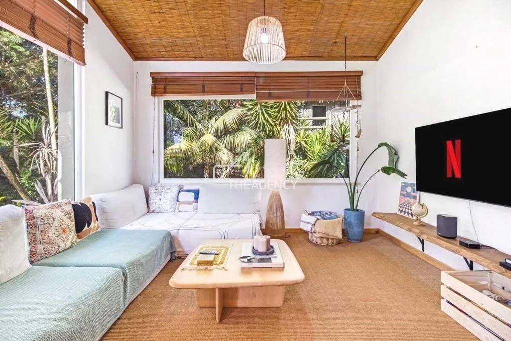 Living Room - Luxury Villa with Pool in Charneca de Caparica