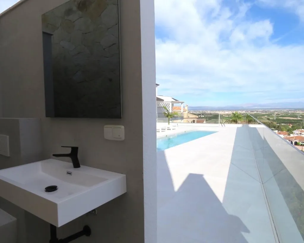 Piscine - Design Villa with Pool in Ciudad Quesada