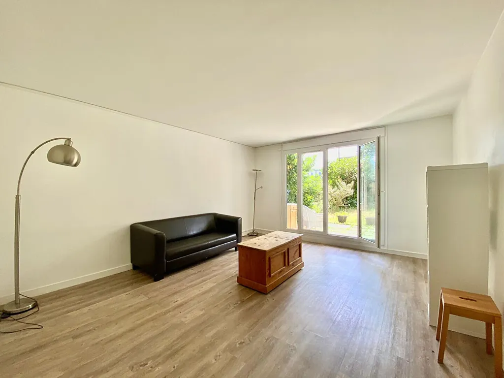 Séjour - Appartement Meublé avec Jardin à Fontenay-le-Fleury
