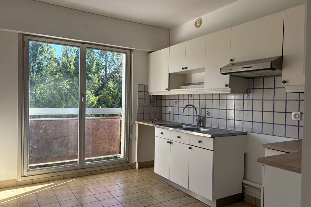 Cucina - 4-Piece Apartment with Garage in Nantes