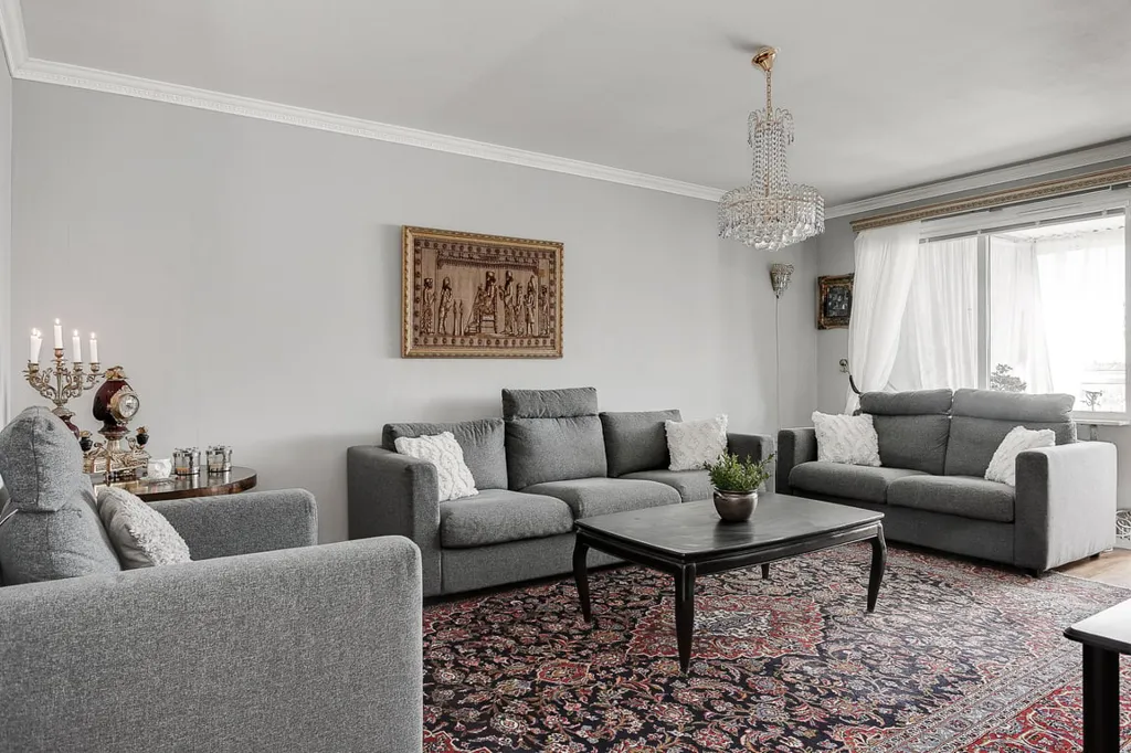 Elutuba - Renovated Flat with Glass Balcony in Kalmarhus