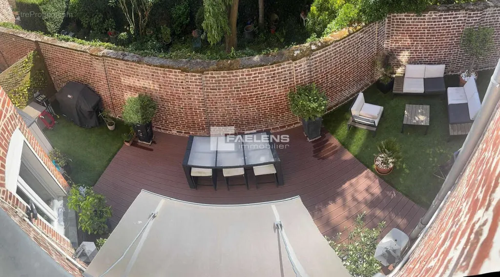 Terrasse - Appartement de Luxe avec Jardin à Lille