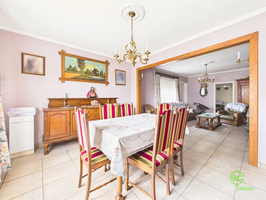 Dining Room - Renovatable House with Large Plot in Sint-Truiden