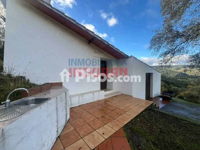 Terrasse - Rustic Finca with Water Source in Castañar de Ibor
