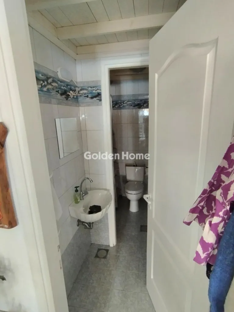 Commercial property in GR