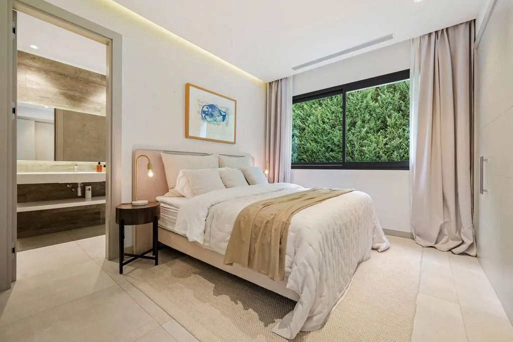 Chambres - Contemporary Villa with Pool in Nueva Andalucía