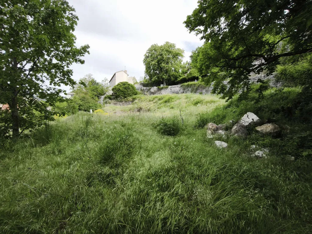 Aed - Constructible Plot with Panoramic View near Village