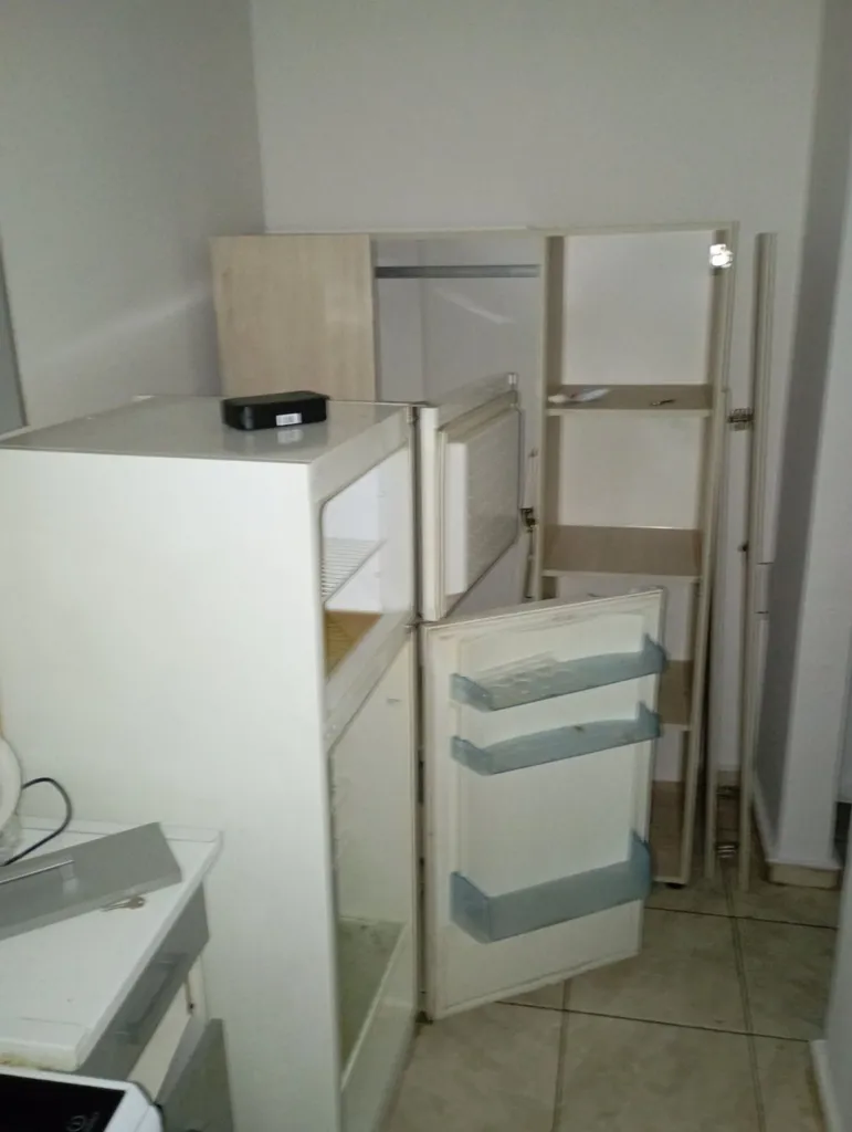 Cuisine - Renovated Studio with Garden in Metro Vicinity