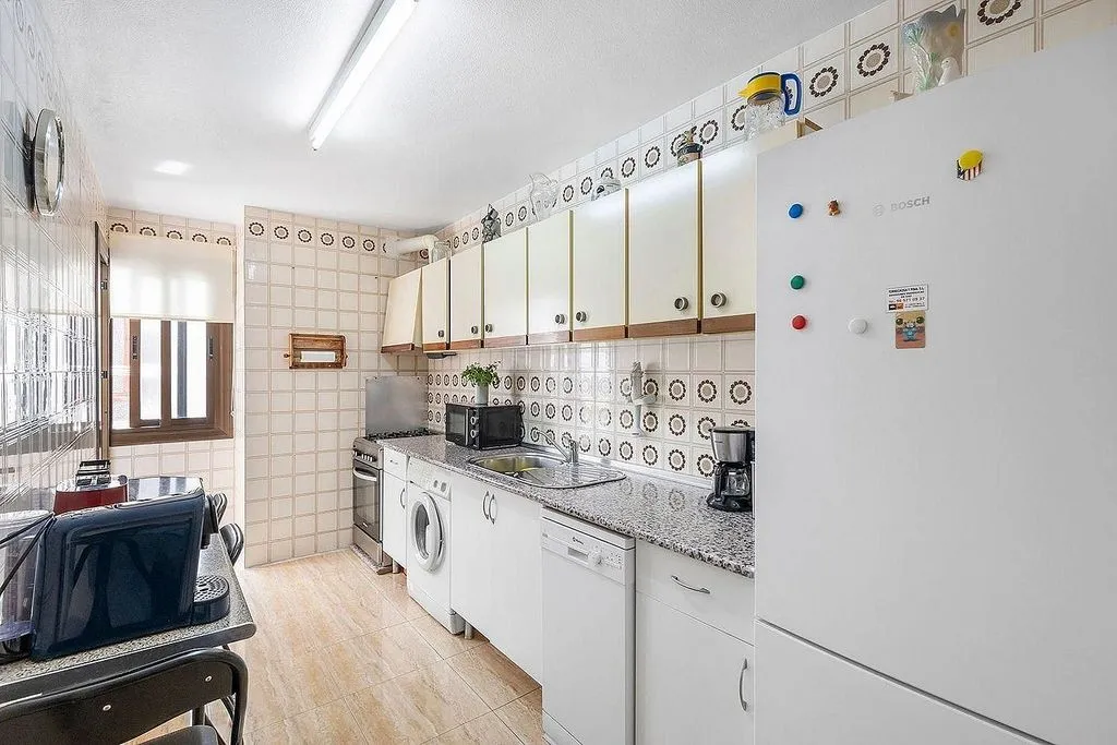 Kitchen - 3-Bed Apartment with Terrace in El Acequión