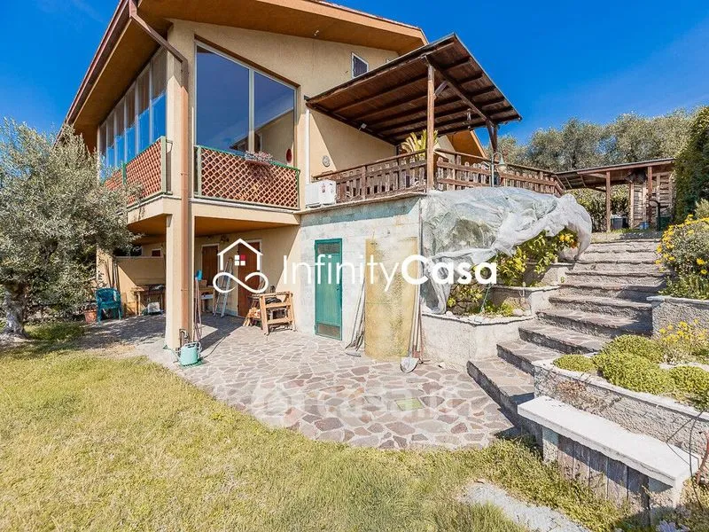 Extérieur - Bifamiliar Villa with Lake View in Cavaion Veronese