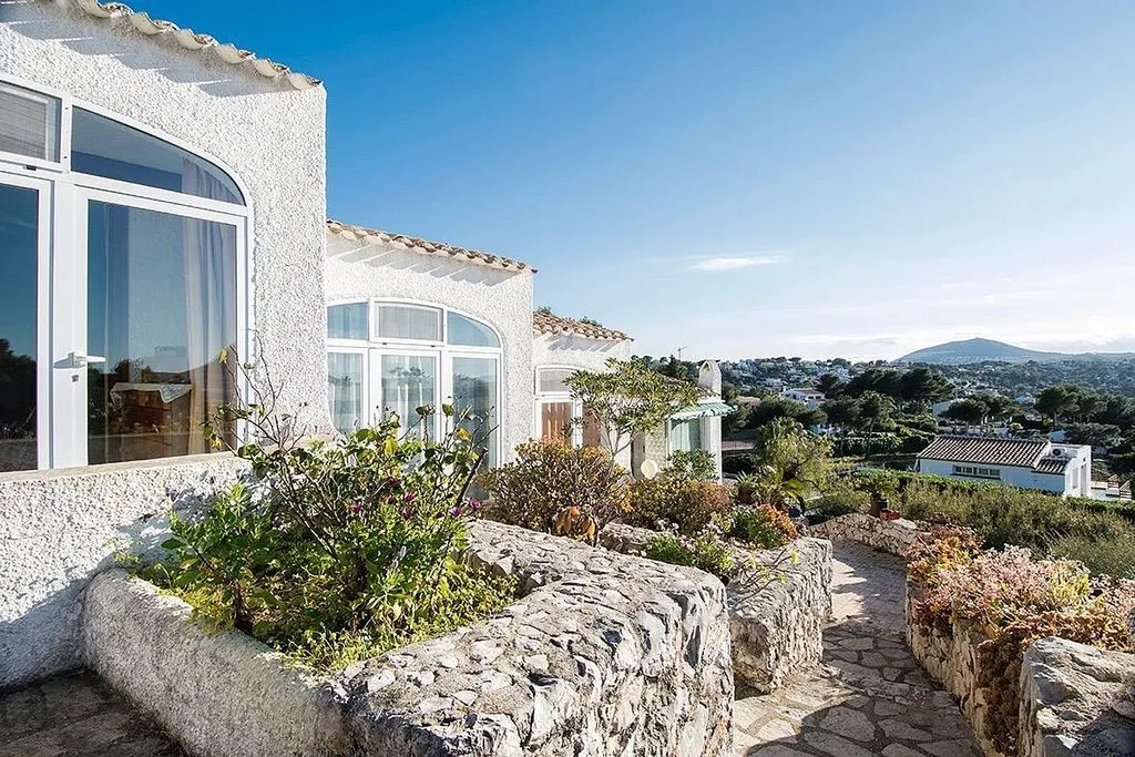 Terrasse - Traditional Villa with Pool in Portichol