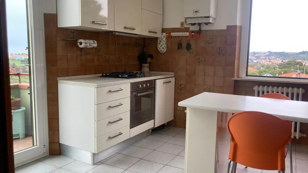 Köök - Panoramic Apartment with Balcony in Ancona