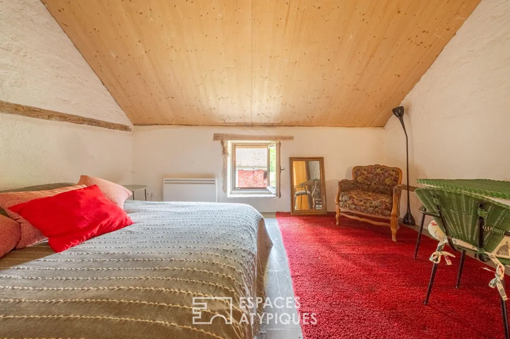 Chambres - Ancienne Ferme Rénovée avec Rivière à 25 min de Dijon