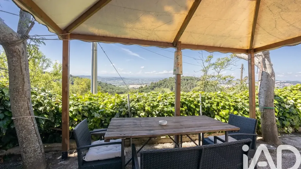 Terrasse - Rustic Villa with Panoramic Views in Massignano