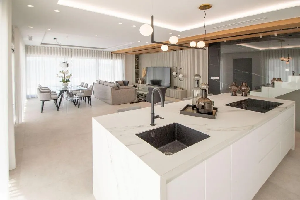 Cuisine - Luxury Villa with Sea View in Campoamor