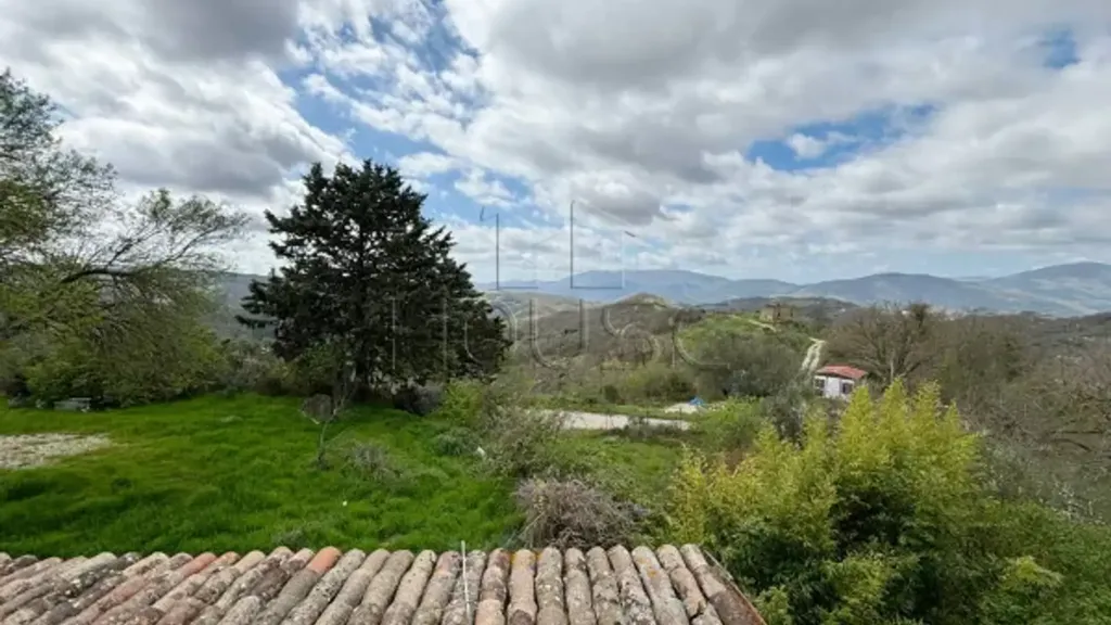 Terrass - Rustic Stone Cottage with Garden near Gubbio