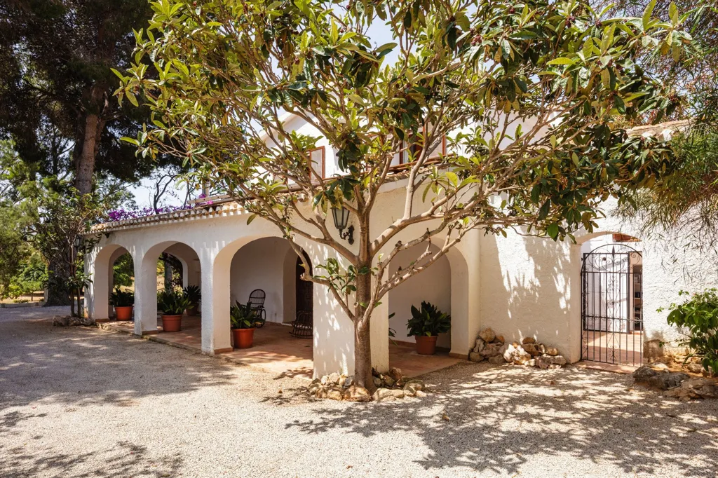 Välivaade - 18th-Century Finca with Pool in Jávea