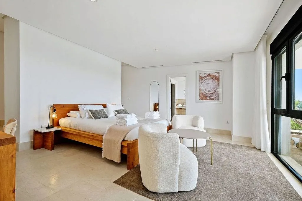 Bedrooms - Chalet with Pool and Terrace in Sotogrande