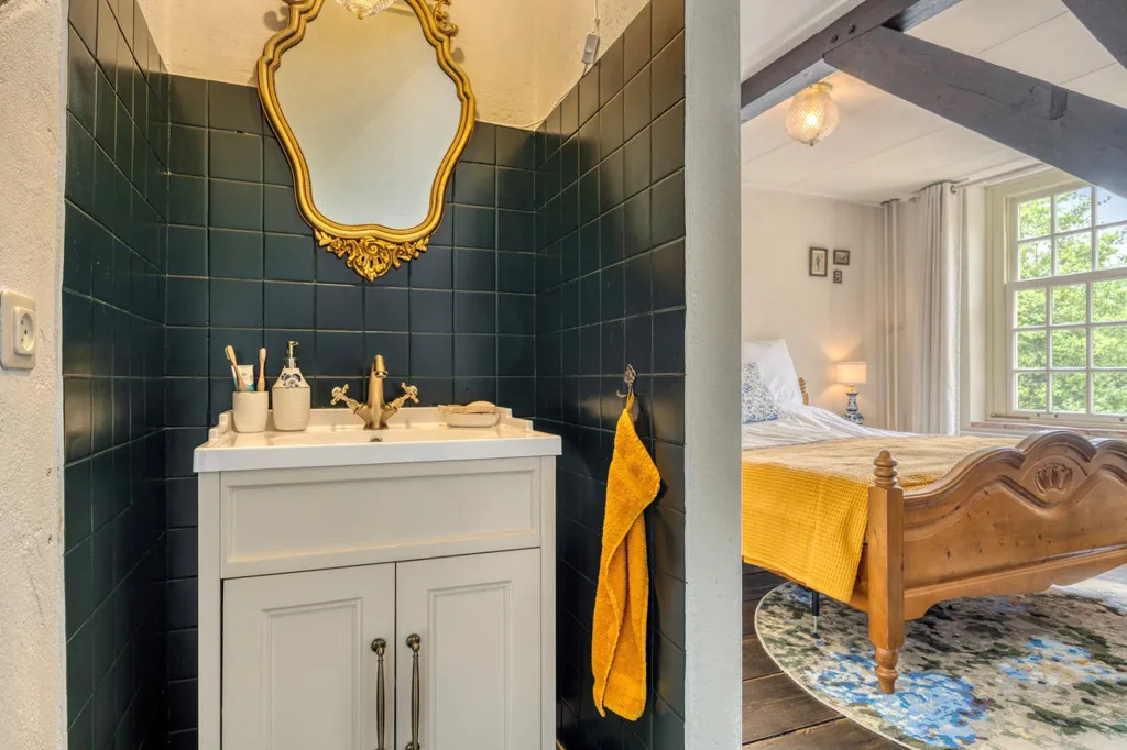 Vannitoad - Historic House with Character in Drimmelen