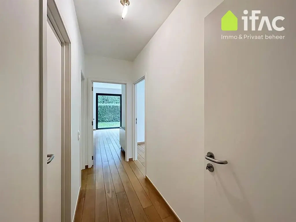 Entrée - Appartement de Plain-Pied avec Jardin Privé à Ukkel