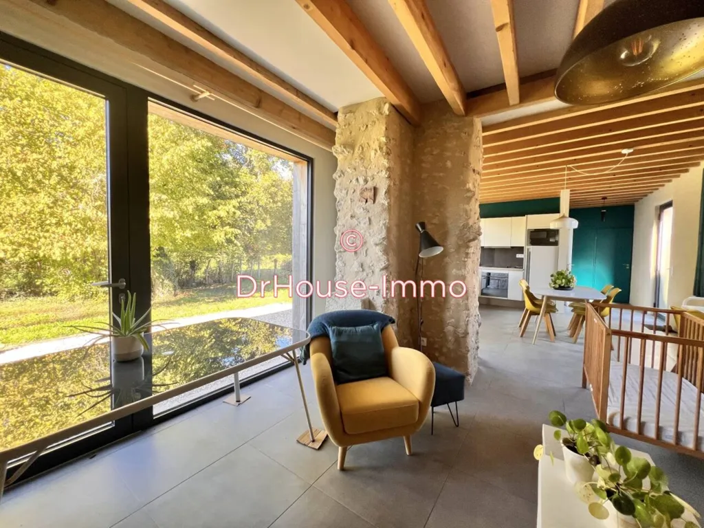 Séjour - Domaine avec Piscine et Gîtes à Ribérac