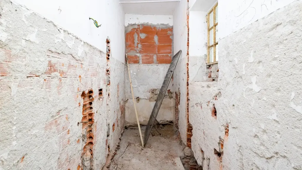 Toad - Independent House with Large Garden in Bagnolo Piemonte