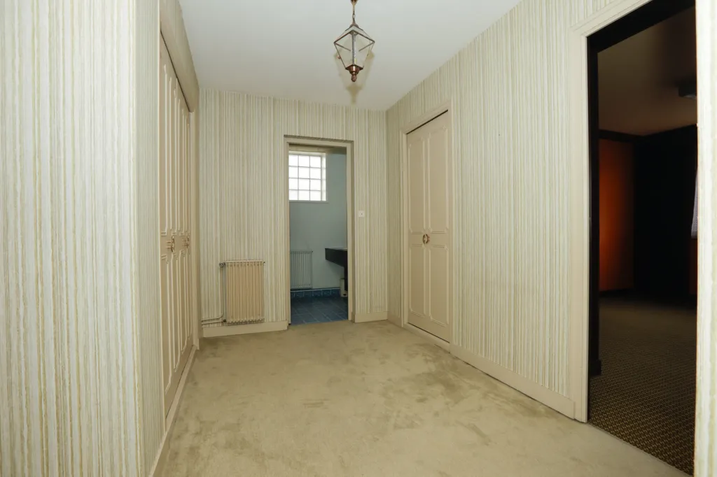 Entrée - Maison d'Architecte dans Quartier Calme