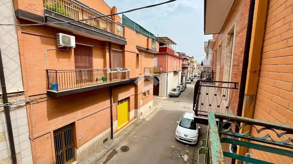 Rõdu - Independent House with Terrace in San Severo