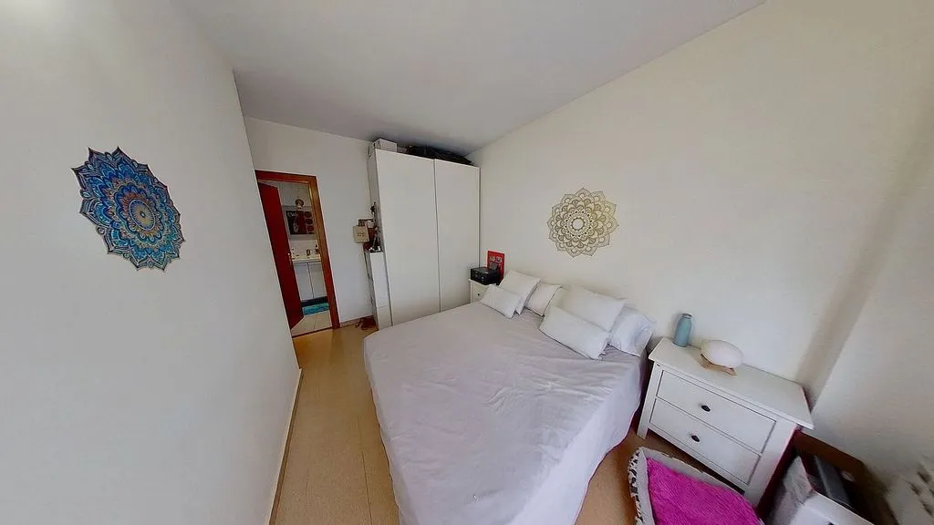 Chambres - Bright Apartment with Balcony in Eixample