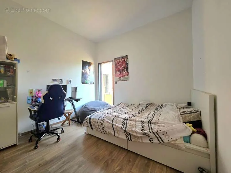 Magamistoad - Spacious Bungalow with Garden in Salvizinet
