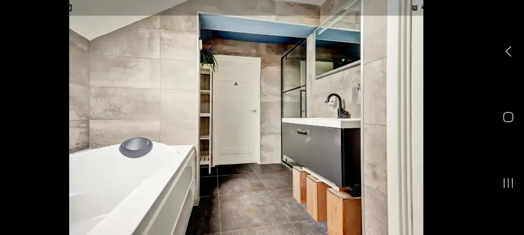 Salles de bain - Student Room with Shared Amenities in Bennekom