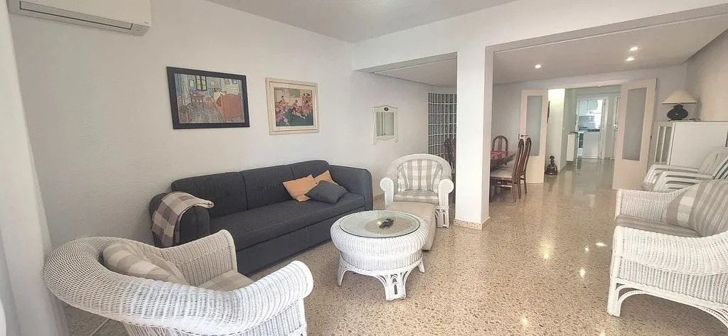 Elutuba - Apartment with Pool and Sea View in Daimús