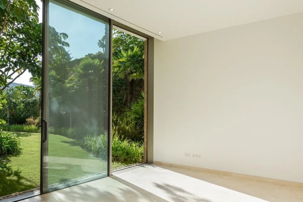 Stanze - Luxury Villa with Pool near Estepona Golf Course