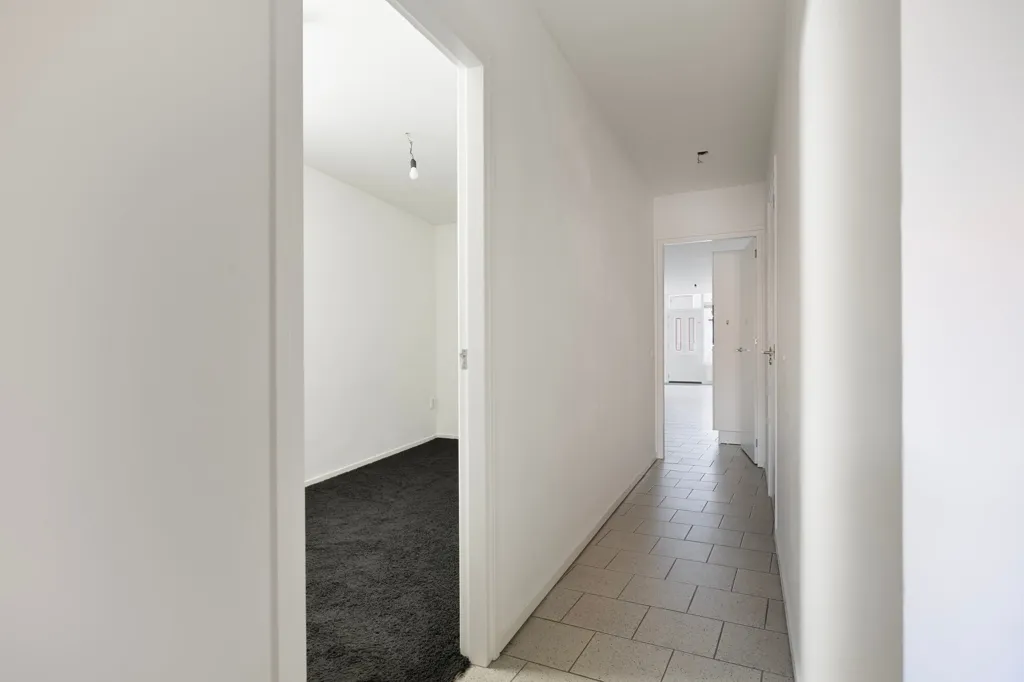 Entrée - Modern Ground Floor Flat with Terrace in Oss