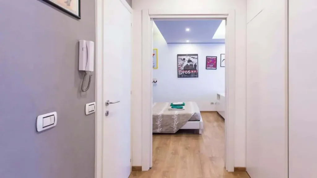 hallway_entrance