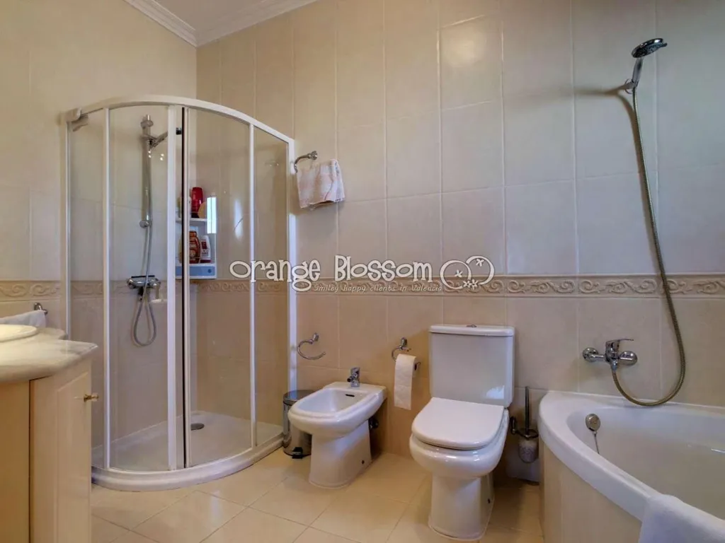 Vannitoad - Detached Villa with Sea Views in Ador