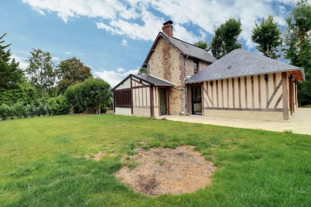 Välivaade - Charming 7-Piece Villa near Deauville