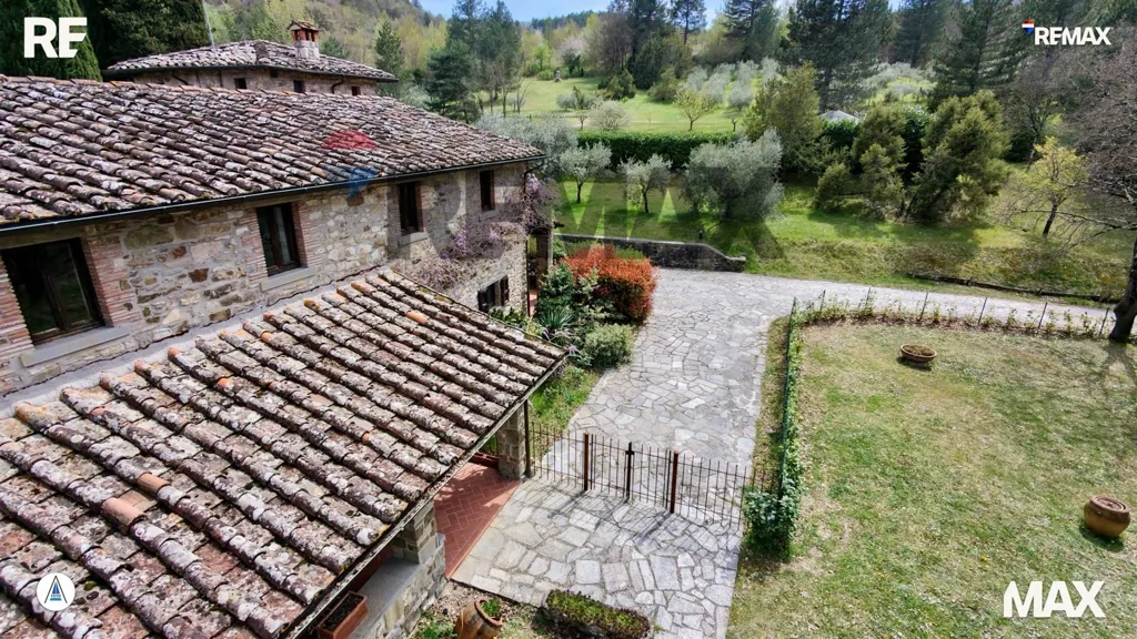 Vista aerea - Agriturismo with Pool in Chiusi della Verna