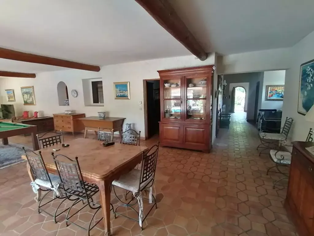 dining_room