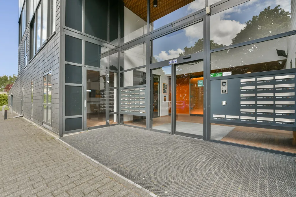 Entrée - Modern Maisonnette with Panoramic View in Almere