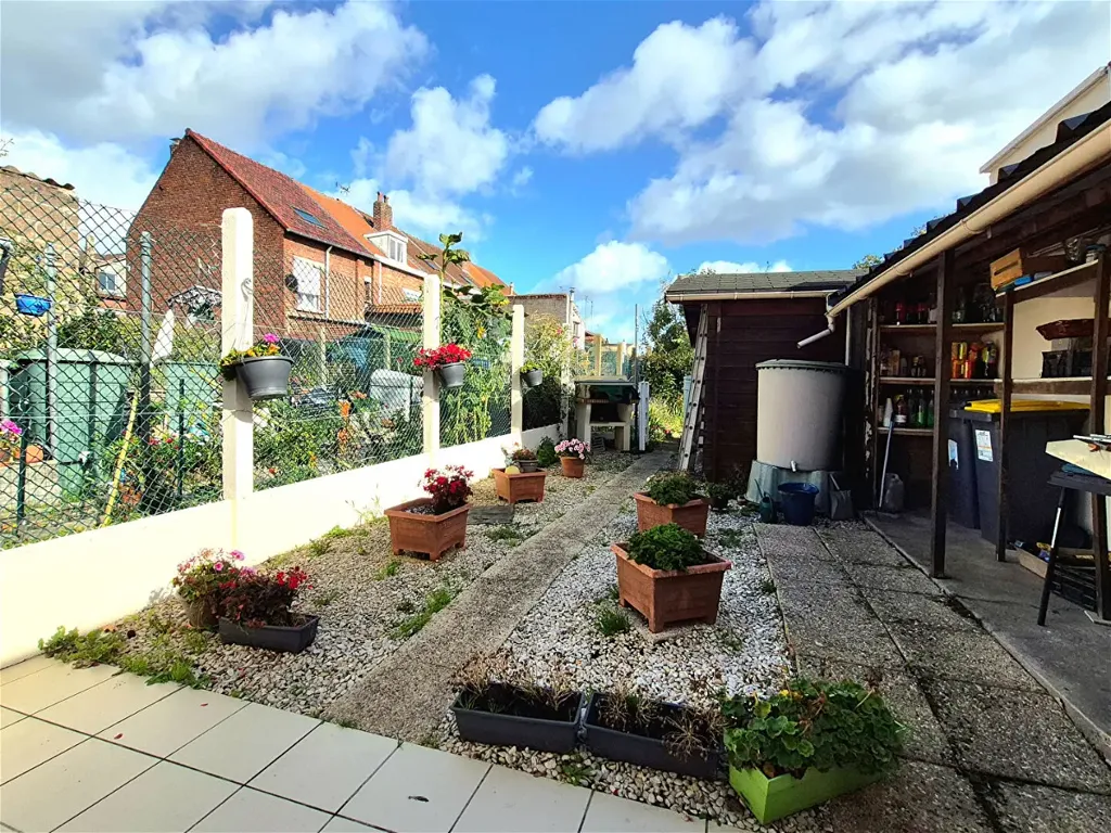 Aed - 1930s House with Garden in Tourcoing