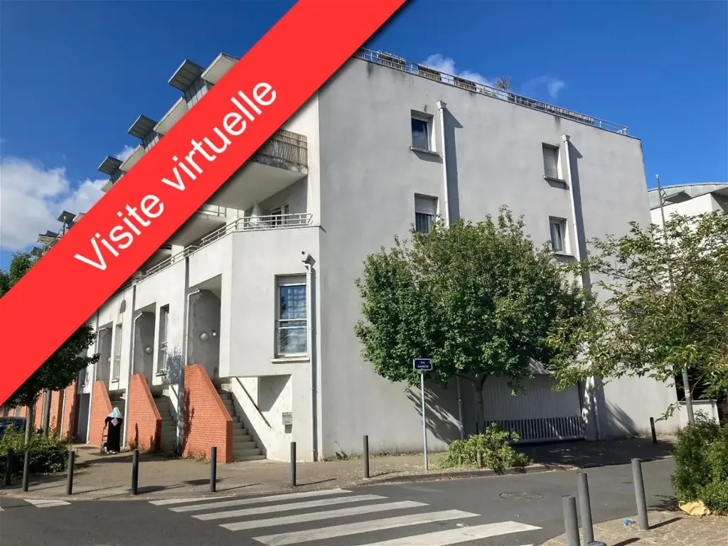 Extérieur - Studio avec Place de Parking à Saint-Pierre des Corps
