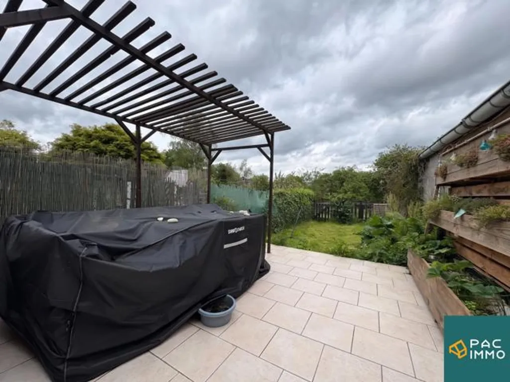 Jardin - Appartement avec Terrasse et Jardin en Résidence Semi-Détachée