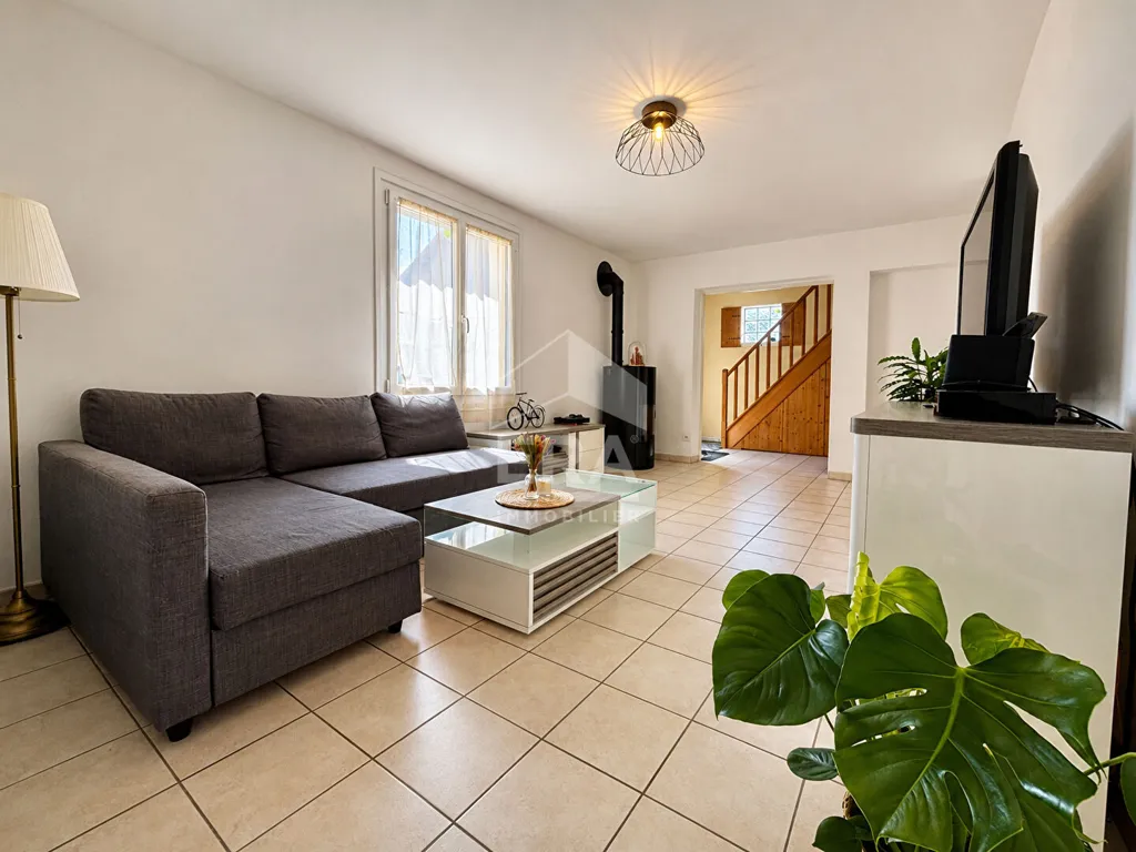 Séjour - Maison Rénovée avec Isolation Extérieure à Lardy