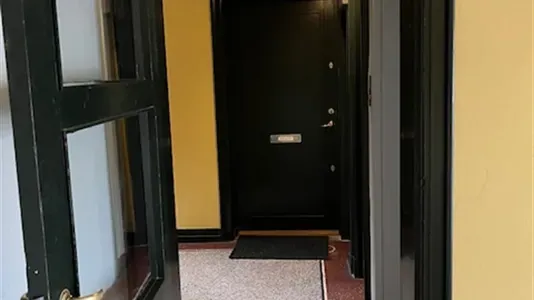 Entrée - Office Space with Lake View in Østerbro