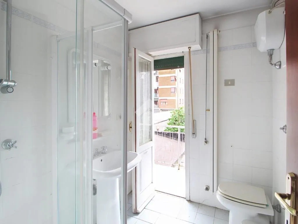 Bagni - Quadrilocale with Private Balcony in Pisa