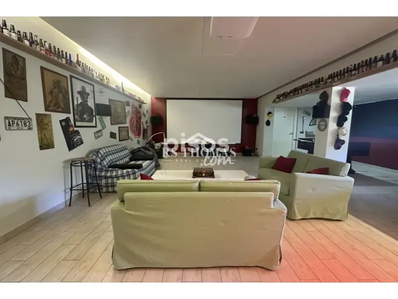 Toad - Exclusive Chalet with Mountain Views in Anyós