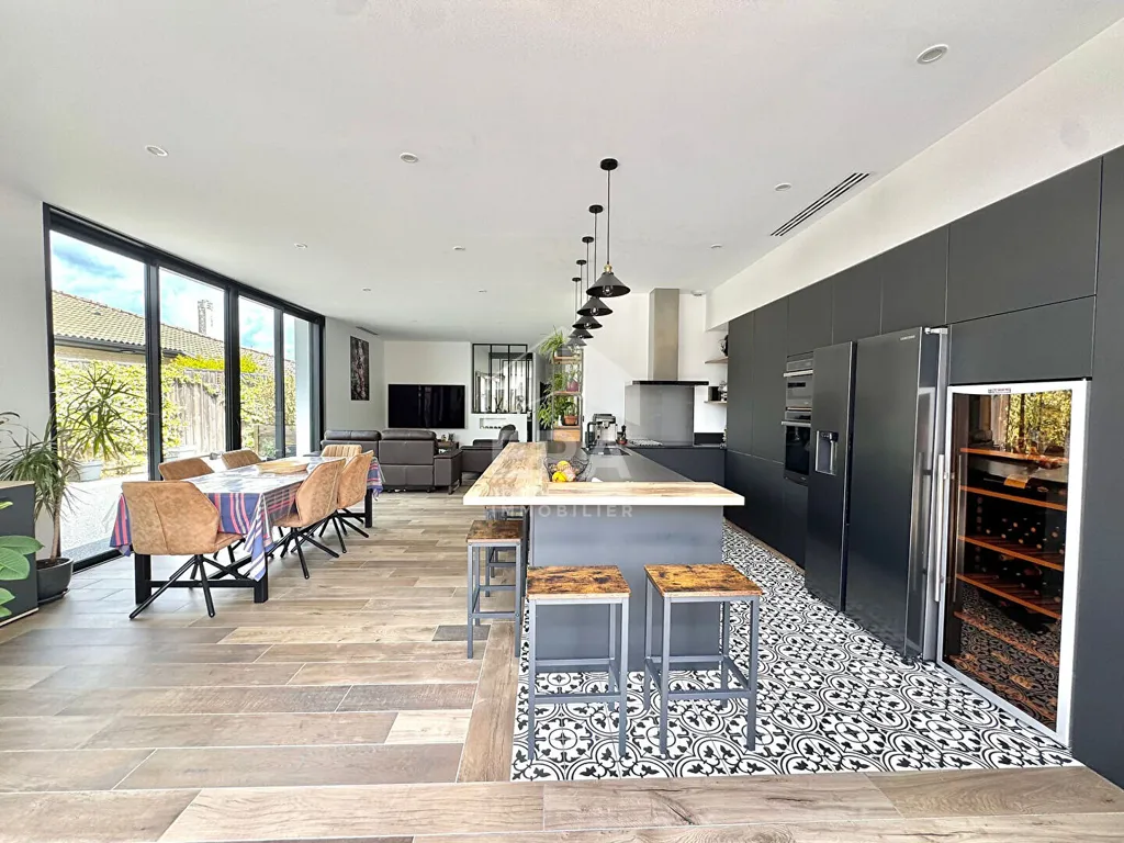 Cuisine - Maison Moderne avec Terrasse à Gujan-Mestras